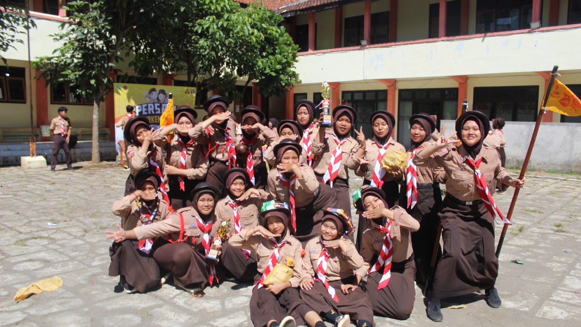 Persami MTs An Nawawi 02 Salaman : Membangkitkan Tunas Muda dengan Jiwa Kesatria yang Berani